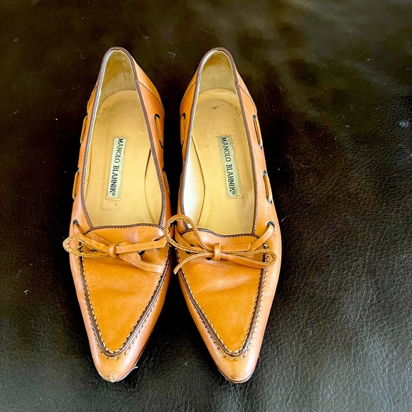 Manolo Blahnik 1 inch light brown leather - Picture 1 of 4